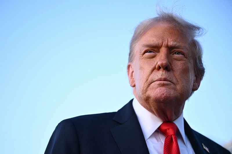 Denial Surat Epstein Trump baru saja menderita pukulan besar lainnya | Politik berita
